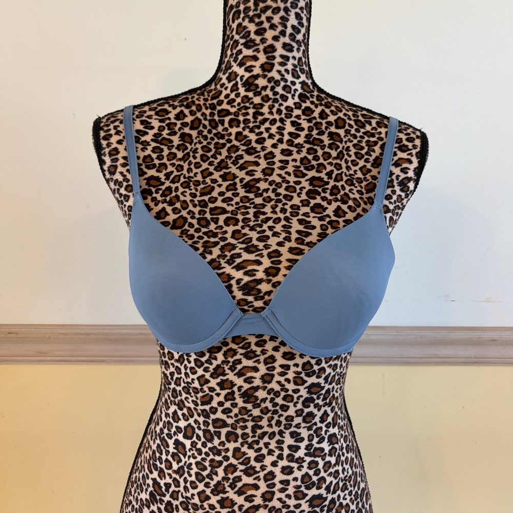 Victoria's Secret PINK Wear Everywhere Push-Up Bra Blue Underwire Padded 28A